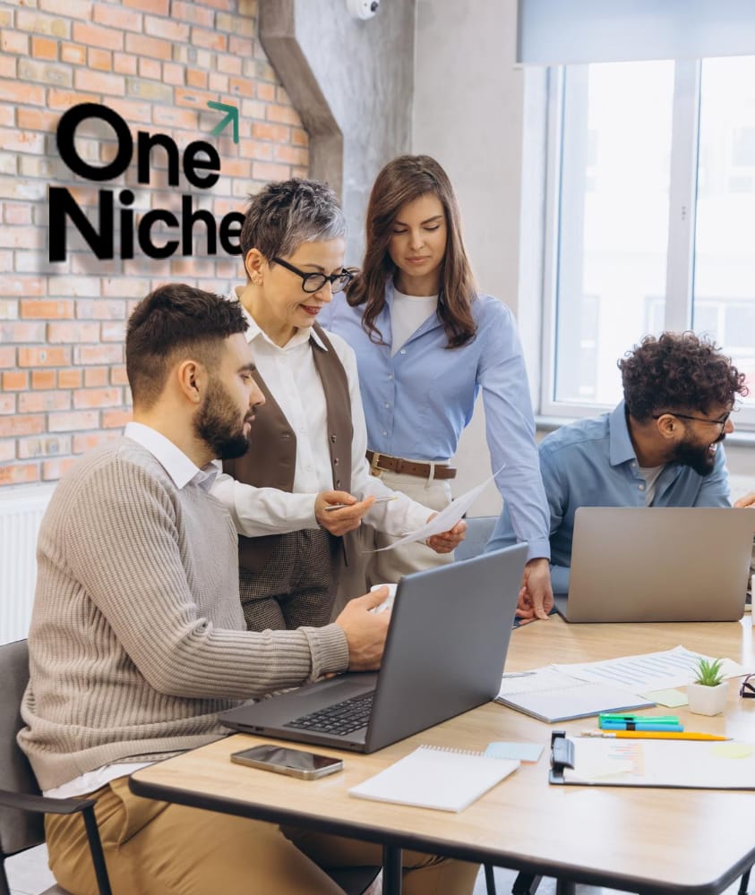 oneNiche staff